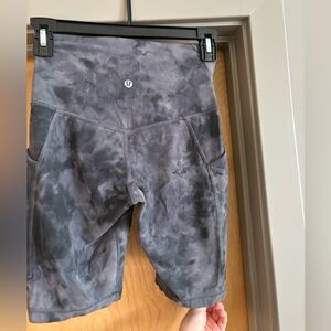 Lululemon align biker shorts black tie die sz4